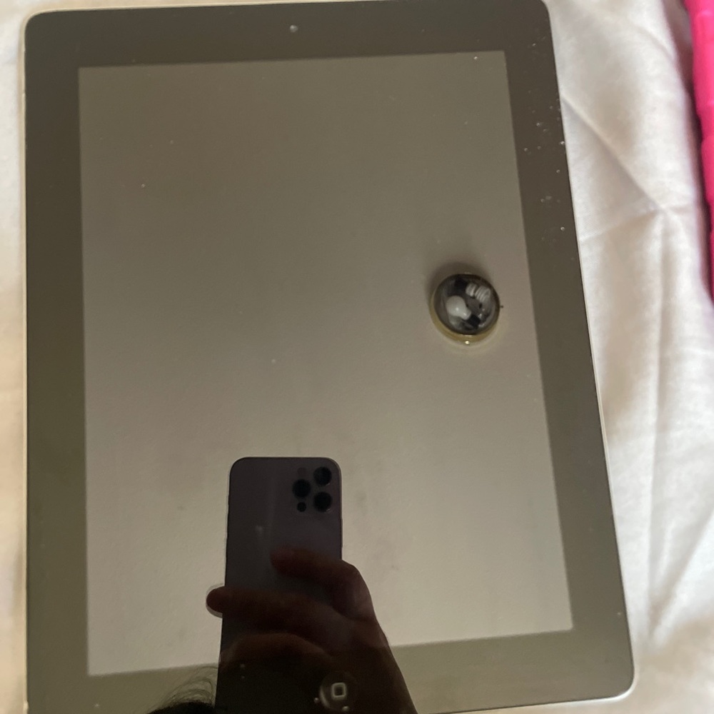 Used condition. Included kids case